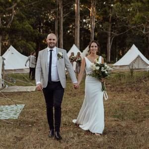 Meet your Posher, Ella